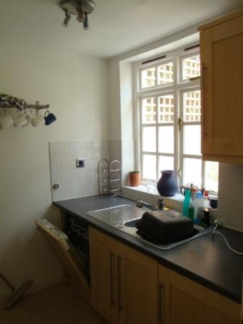 			MUST SEE GARDEN FLAT!!!, 2 Bedroom, 1 bath, 1 reception Ground Floor Flat			 Priory Terrace, WEST HAMPSTEAD